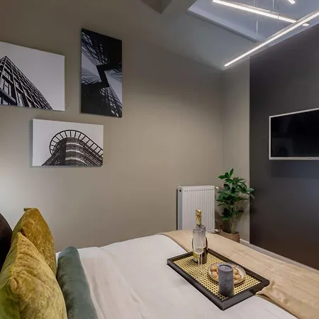 Daire Modern On Calea Victoriei - Smart Design & Prime Location *