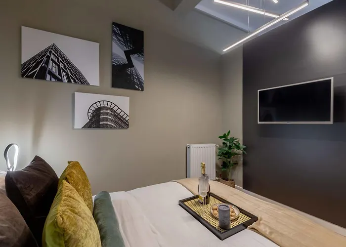 Daire Modern On Calea Victoriei - Smart Design & Prime Location *