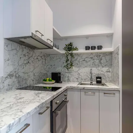 Modern On Calea Victoriei - Smart Design & Prime Location